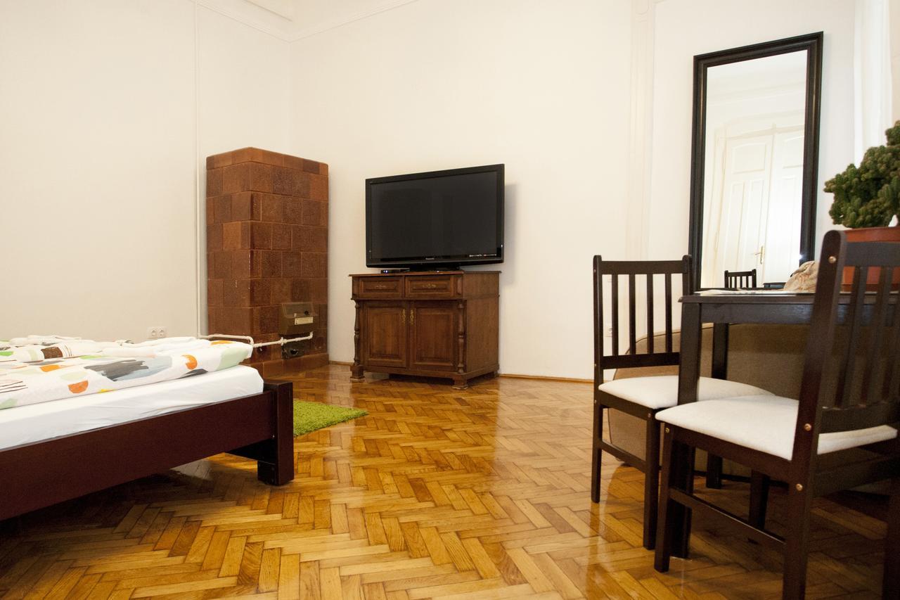 Ariel Studio Close to St. Stephen Basilica Budapest Exterior foto