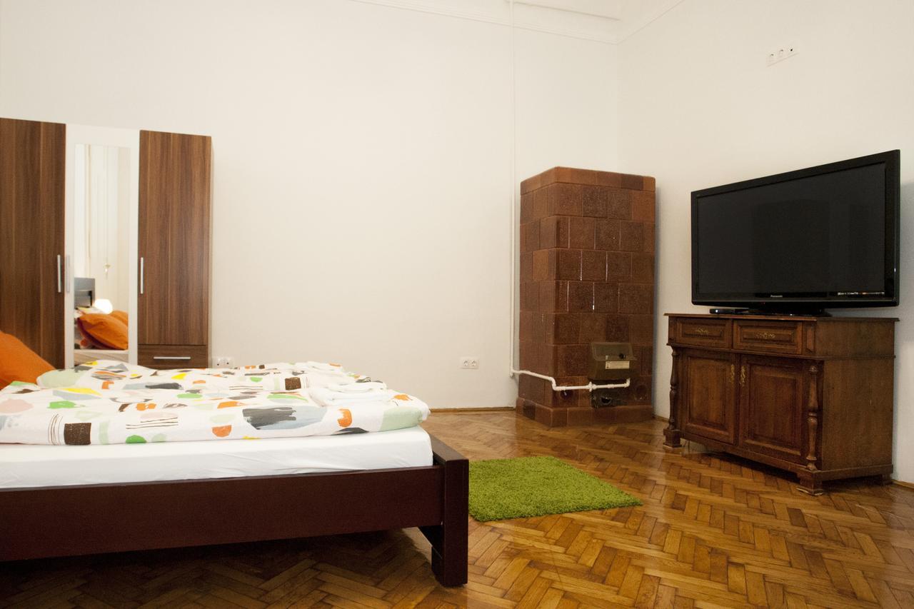 Ariel Studio Close to St. Stephen Basilica Budapest Exterior foto